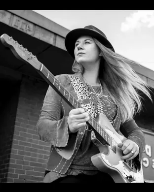 Joanne Shaw Taylor Jackson